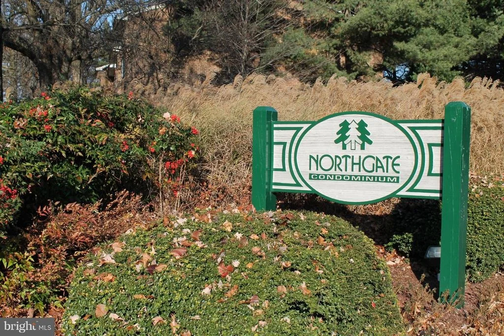 Photo of Unit 12B at 1400 NORTHGATE SQUARE