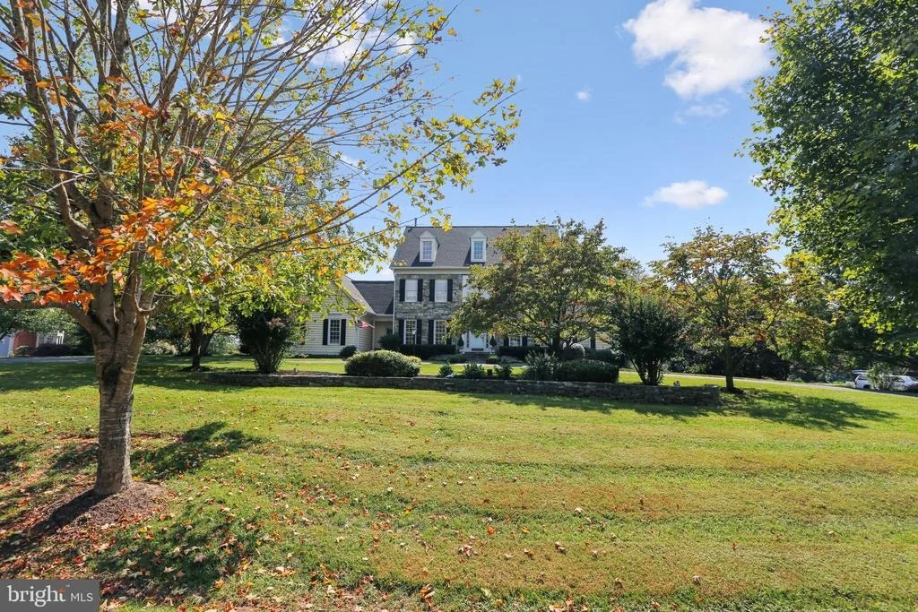 Photo of 2113 LINK ROAD