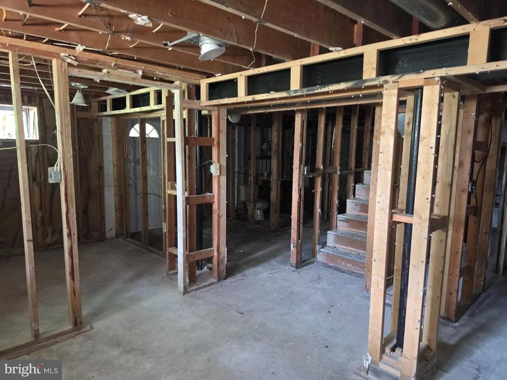 Photo of 12100 CHESTERTON DRIVE