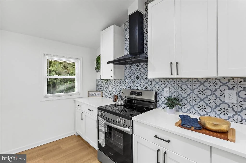 Photo of 5505 ASHBOURNE ROAD