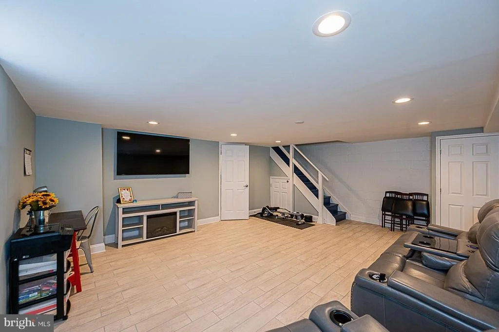 Photo of 6808 QUEENS FERRY ROAD