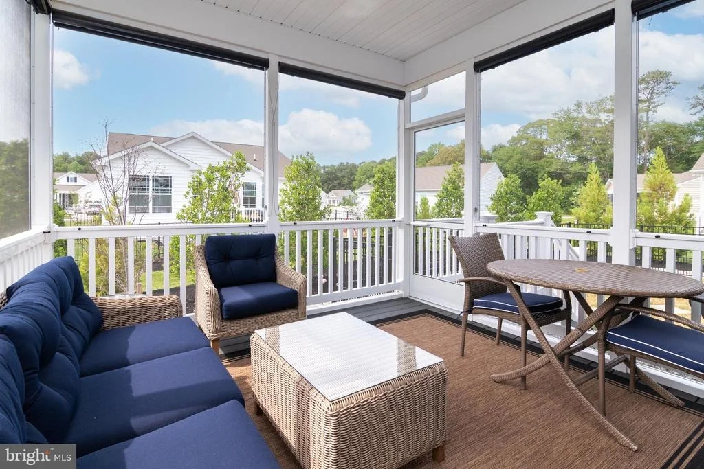 Photo of 25087 TREEVIEW LANE