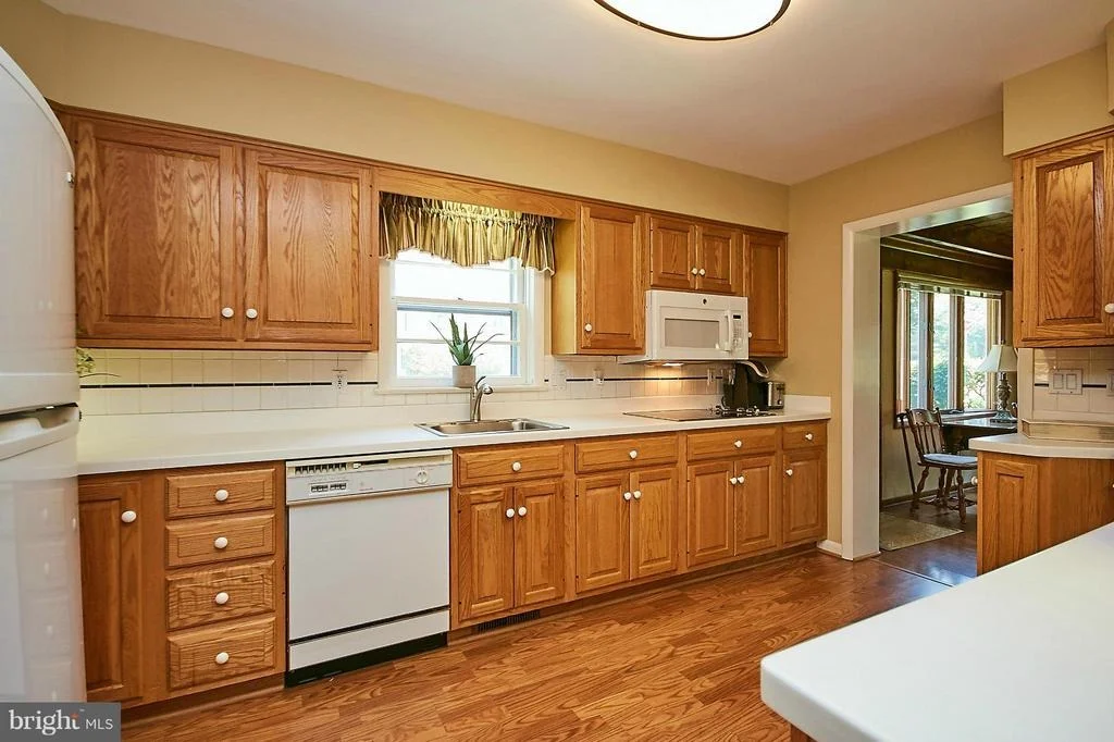 Photo of 6415 NOBLE DRIVE