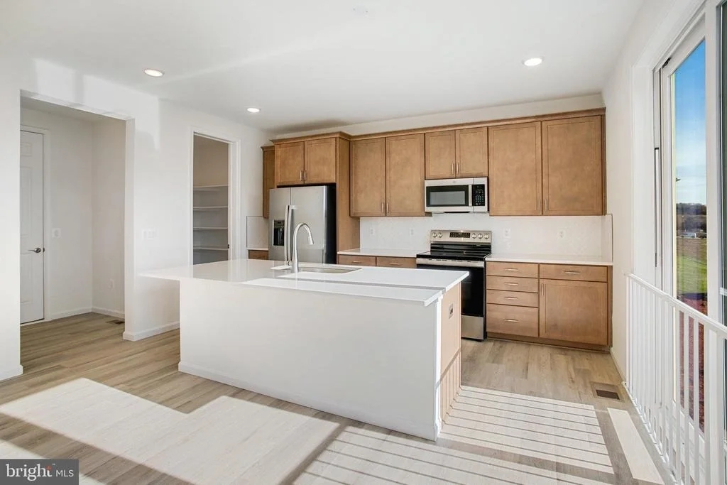 Photo of 620 CLOVER LANE