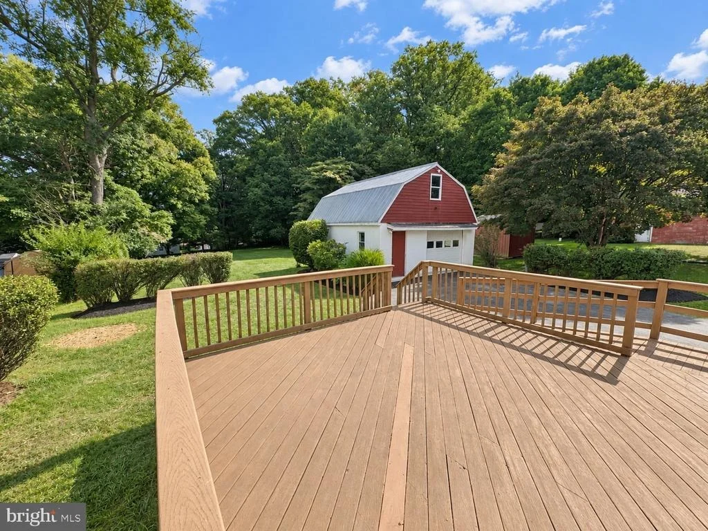 Photo of 8921 YELLOW SPRINGS ROAD