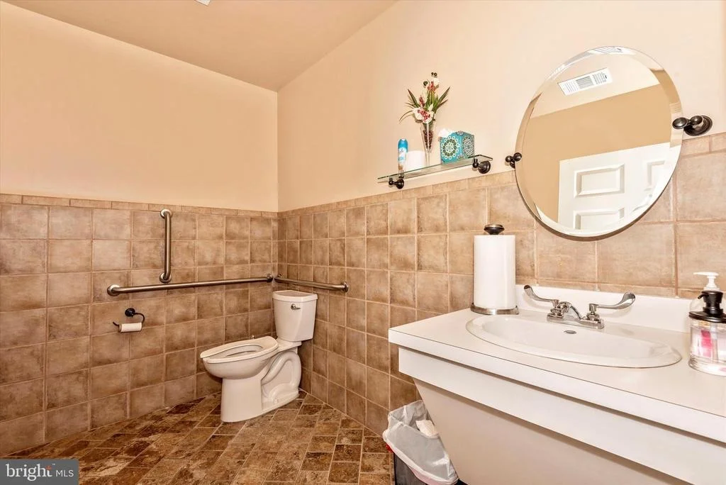 Photo of 4115 MUNCASTER MILL