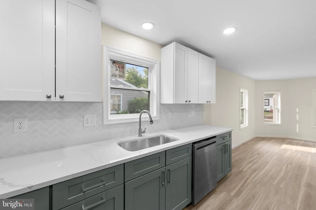 Photo of 12 BURLEY STREET