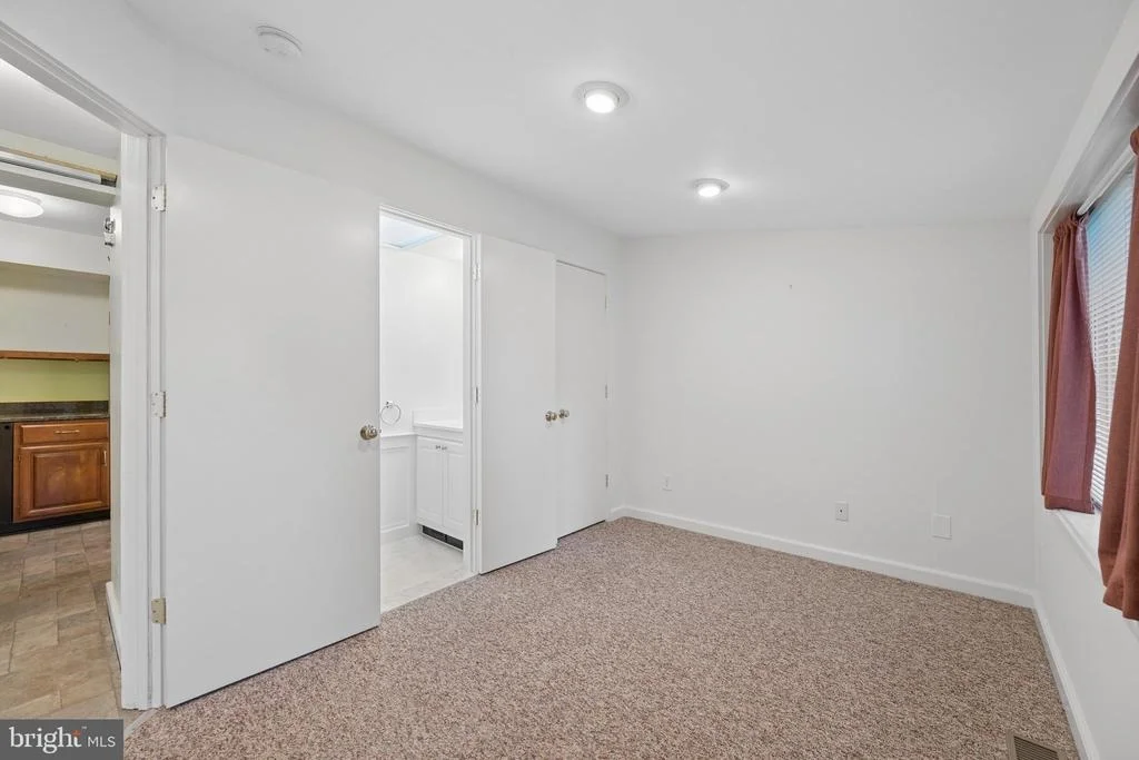Photo of 12725 HOLDRIDGE ROAD