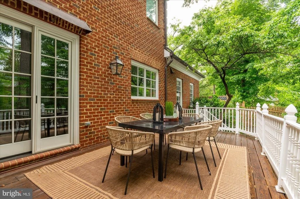 Photo of 4115 40TH PLACE N