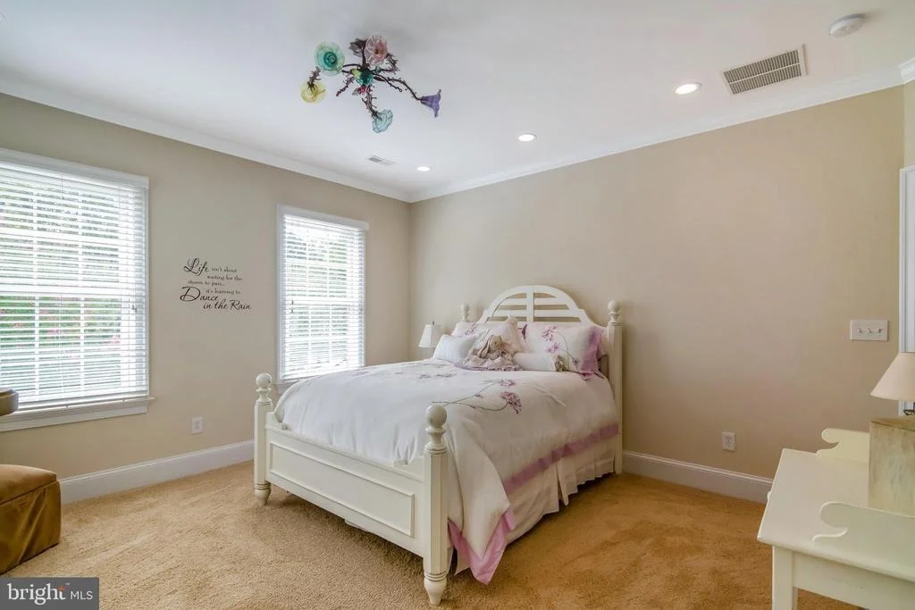 Photo of 7030 ELIZABETH DRIVE