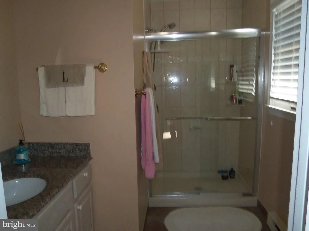 Photo of 34 BAYSIDE DRIVE