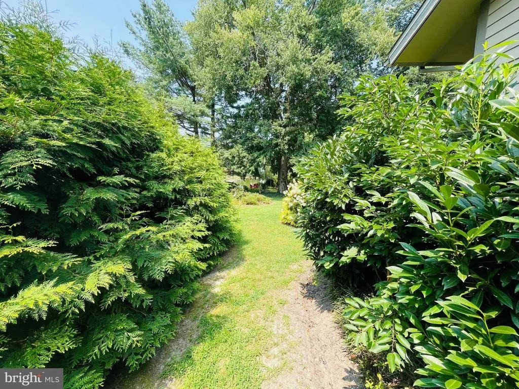Photo of 31057 EDGEWATER DRIVE