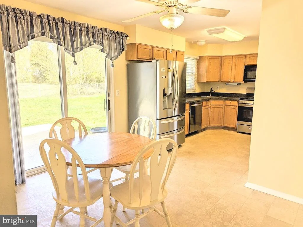 Photo of 910 BARRINGTON DRIVE
