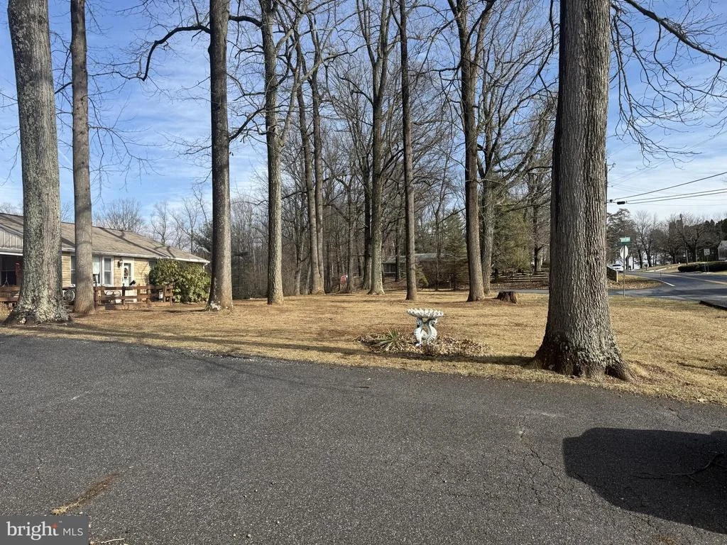 Photo of 1024 CHERRYTOWN ROAD