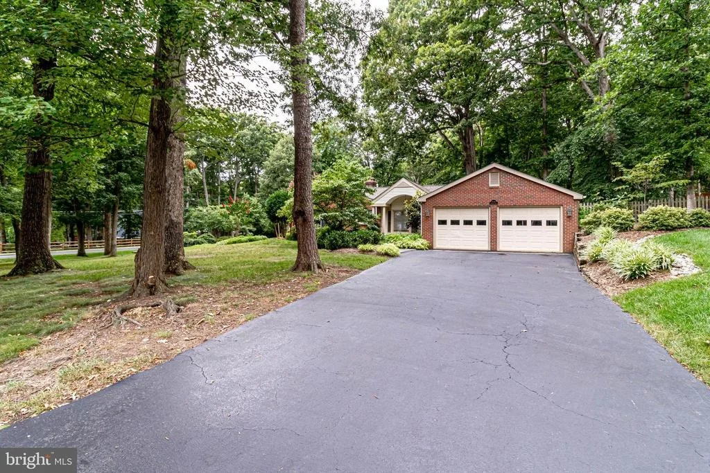 Photo of 4144 ORCHARD DRIVE