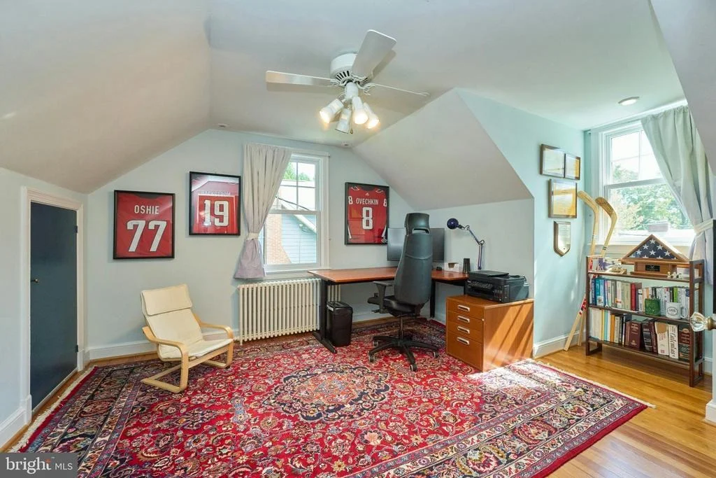 Photo of 3113 2ND ROAD N