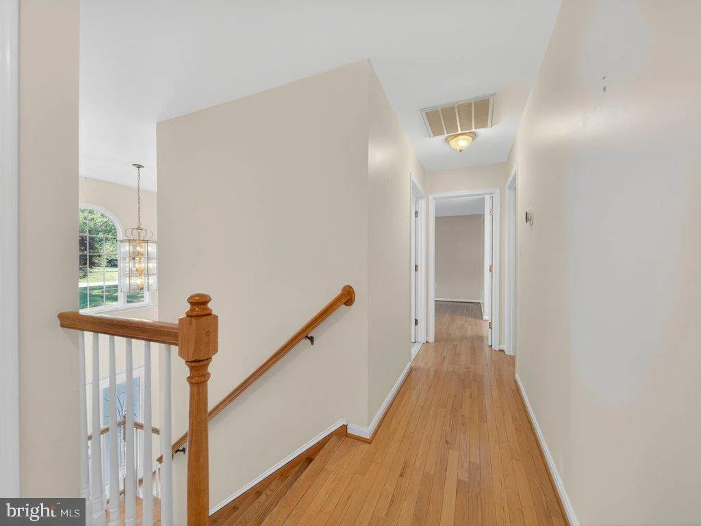 Photo of 9290 BAKER STREET