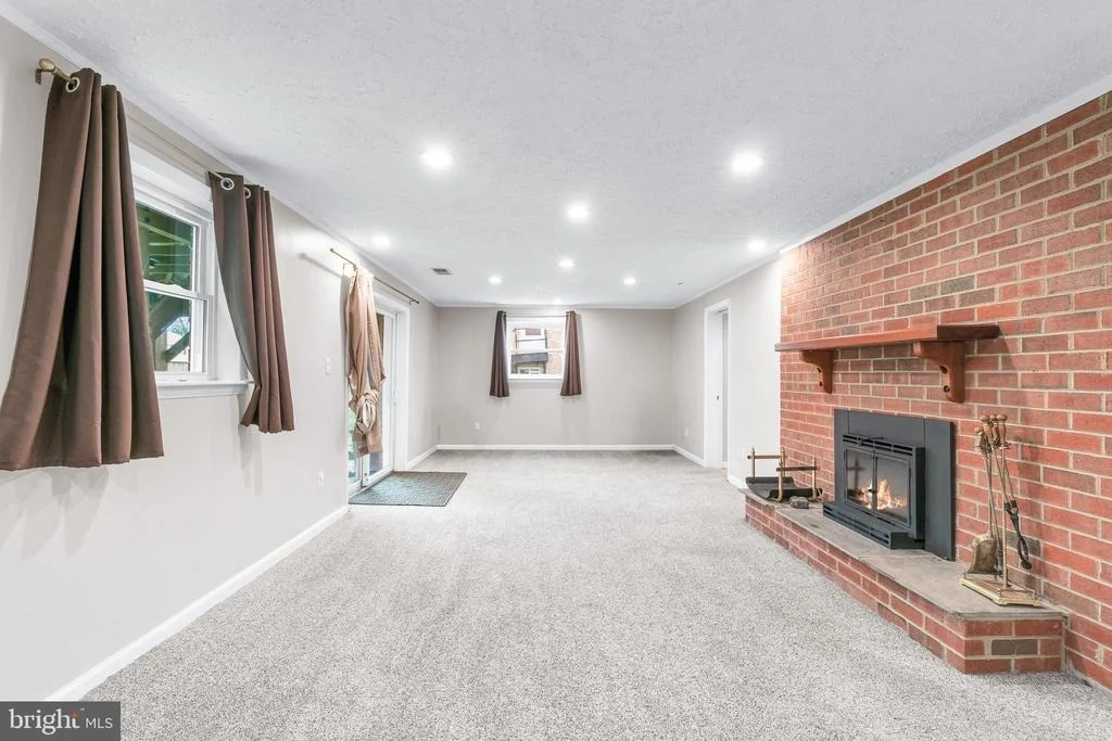 Photo of 18908 ROLLING ACRES WAY