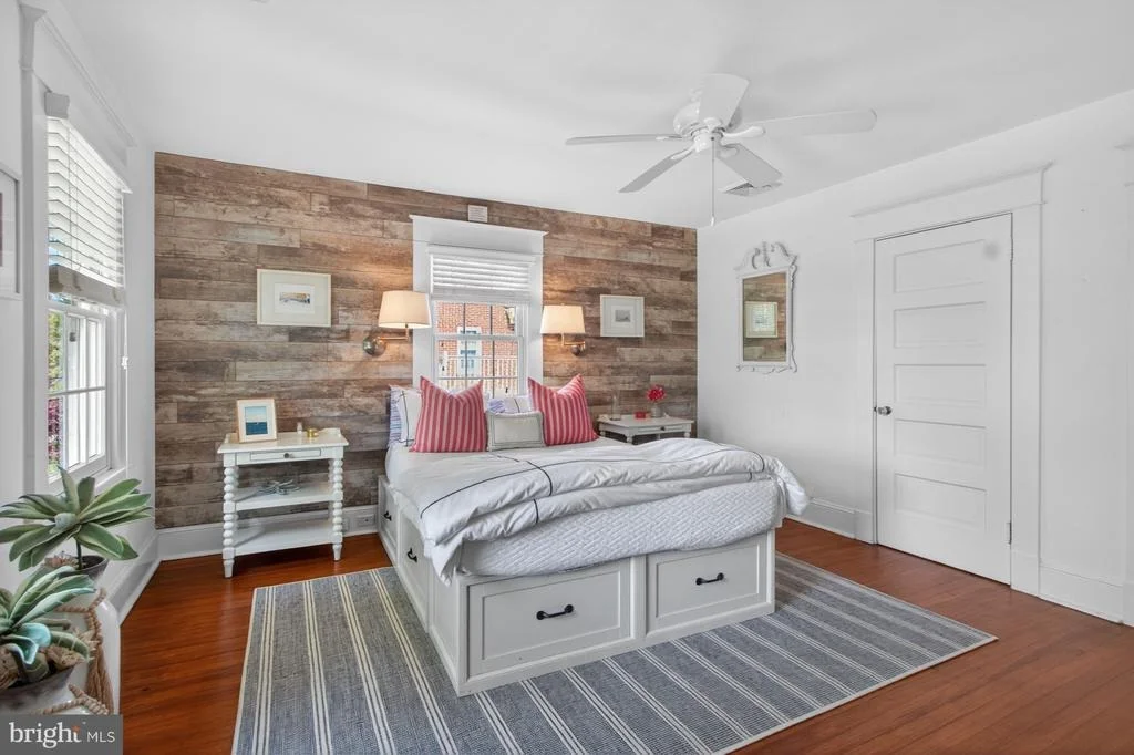 Photo of 829 SAVANNAH ROAD