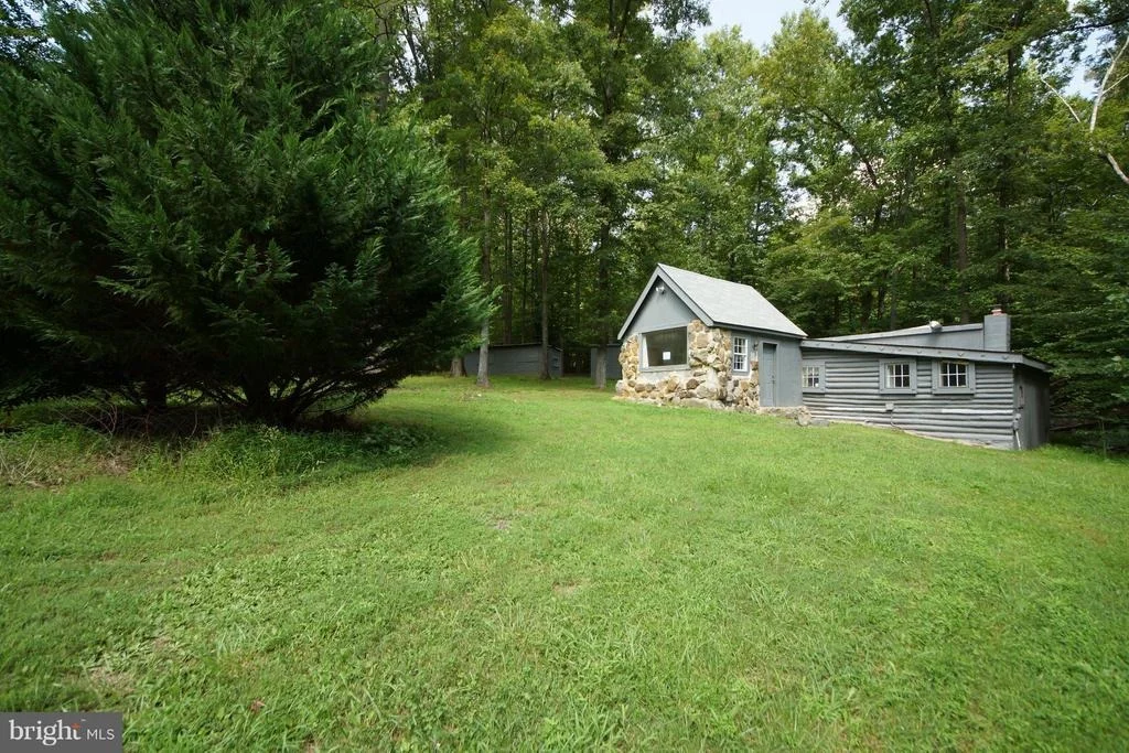 Photo of 251 HAWK CIRCLE