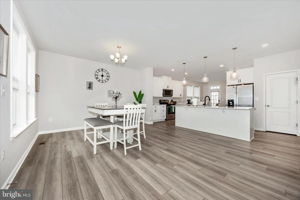 Photo of 1701 EVANSBERRY DR
