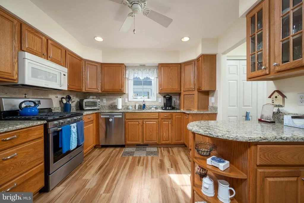 Photo of 237 LAKESIDE DRIVE