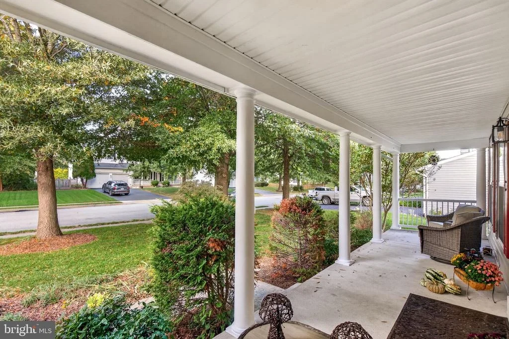 Photo of 945 DEVONSHIRE CIRCLE
