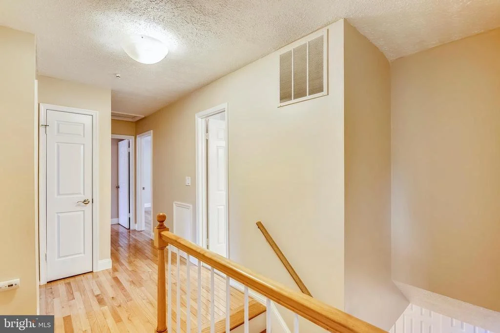 Photo of 15209 DONNA DRIVE