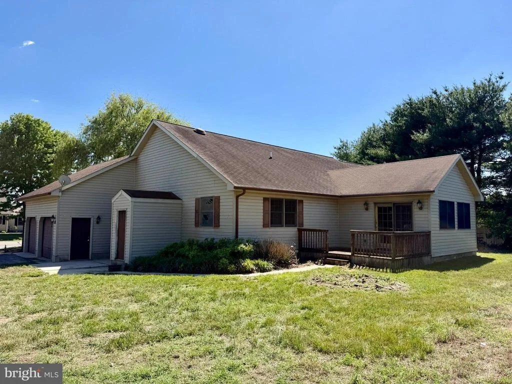Photo of 37 JOHN ANDREWS DRIVE