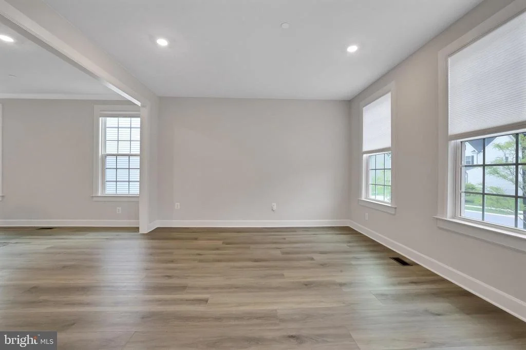 Photo of 7949 LAWNDALE CIRCLE