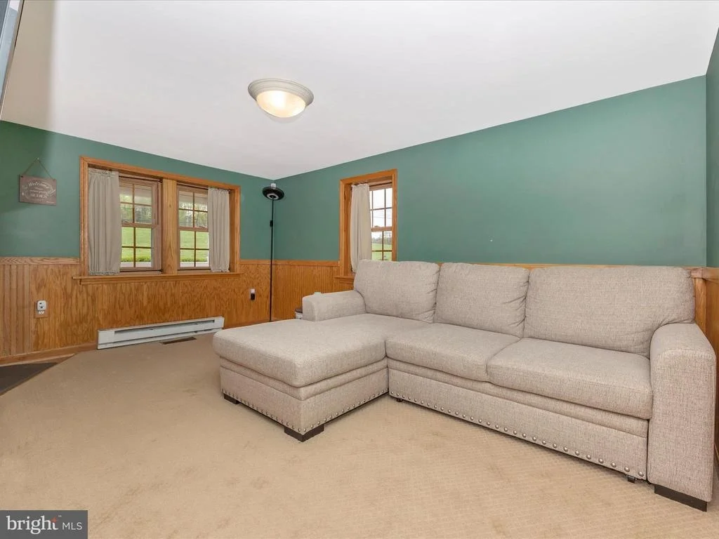 Photo of 11505 PLEASANT VALLEY ROAD