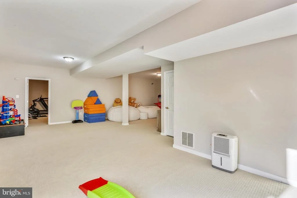 Photo of 9517 GREENEL ROAD