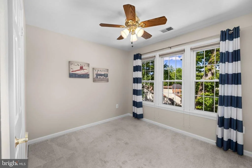 Photo of 9454 LAPSTRAKE LANE