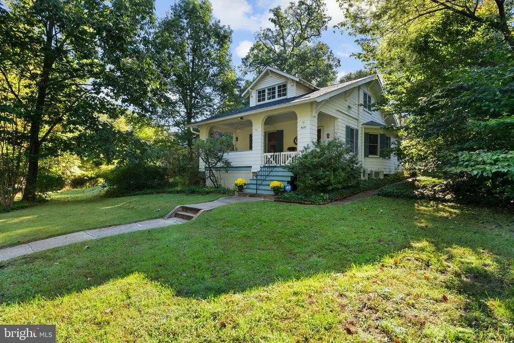 Photo of 4645 BRIARCLIFT ROAD