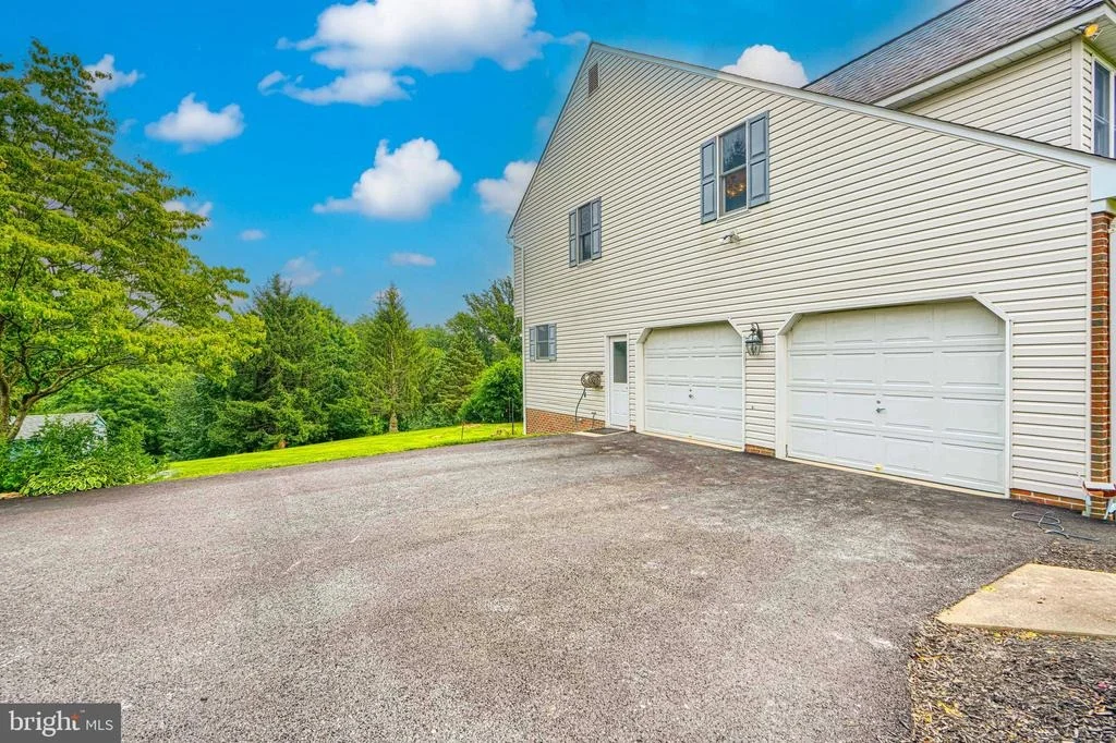 Photo of 2224 WARFIELD DRIVE