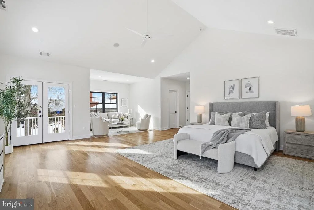 Photo of 6512 WILLIAMSBURG BOULEVARD