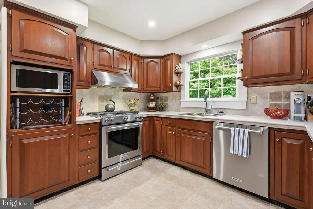 Photo of 1740 LONG GREEN DRIVE