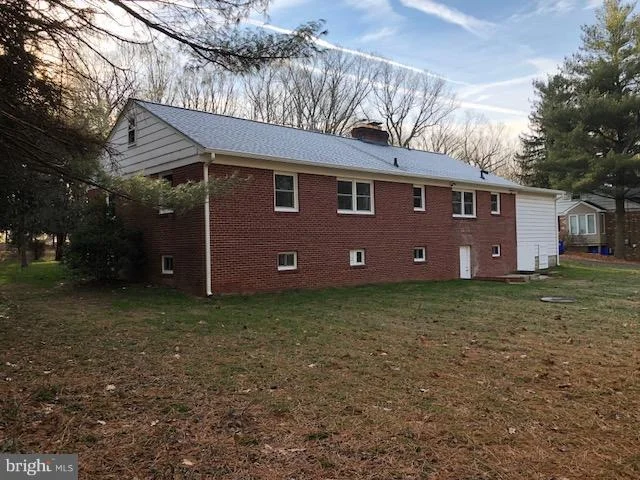 Photo of 18816 MUNCASTER ROAD