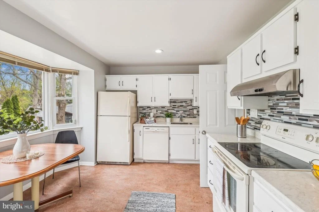 Photo of 2405 HARMON ROAD