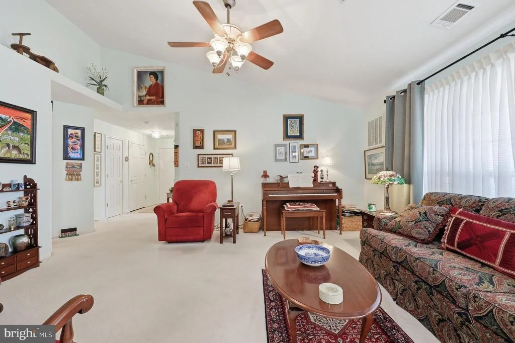 Photo of Unit 3A at 2501 COLERIDGE DRIVE