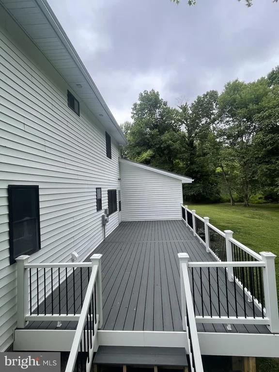 Photo of 512 CRICKET LANE
