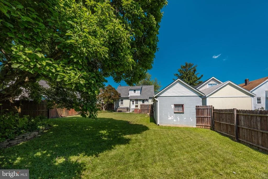 Photo of 515 LOCUST AVENUE