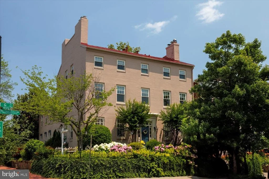 Photo of 600 G STREET SE