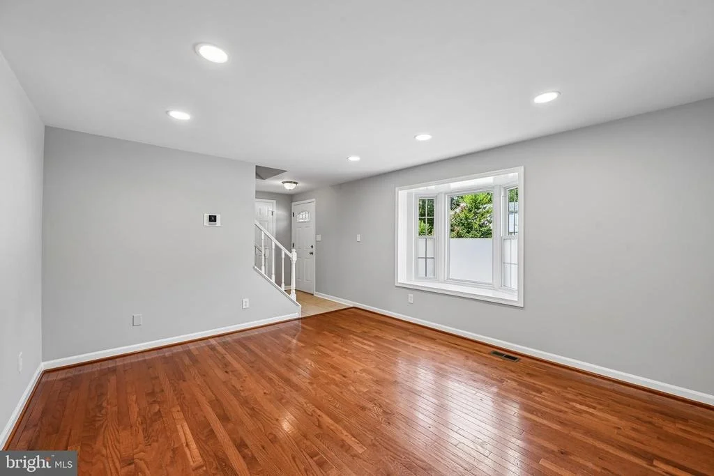 Photo of 1475 MORDOR LANE