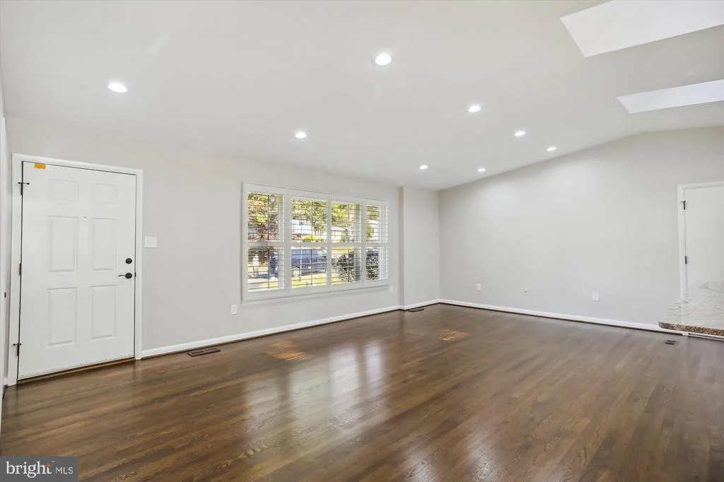 Photo of 3524 FALLING GREEN ROAD