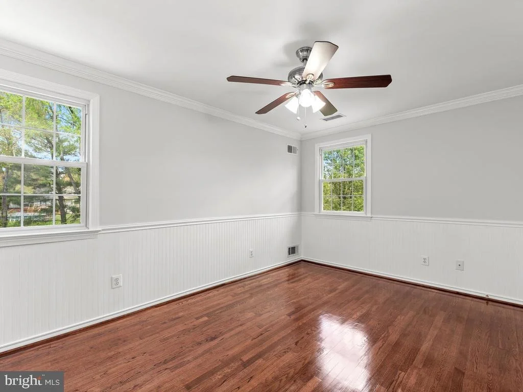 Photo of 3713 QUEEN MARY DRIVE