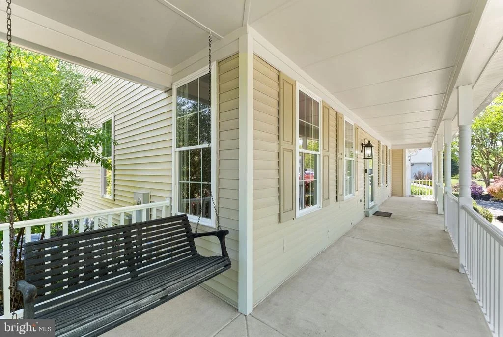 Photo of 817 KENNETH PLACE SE