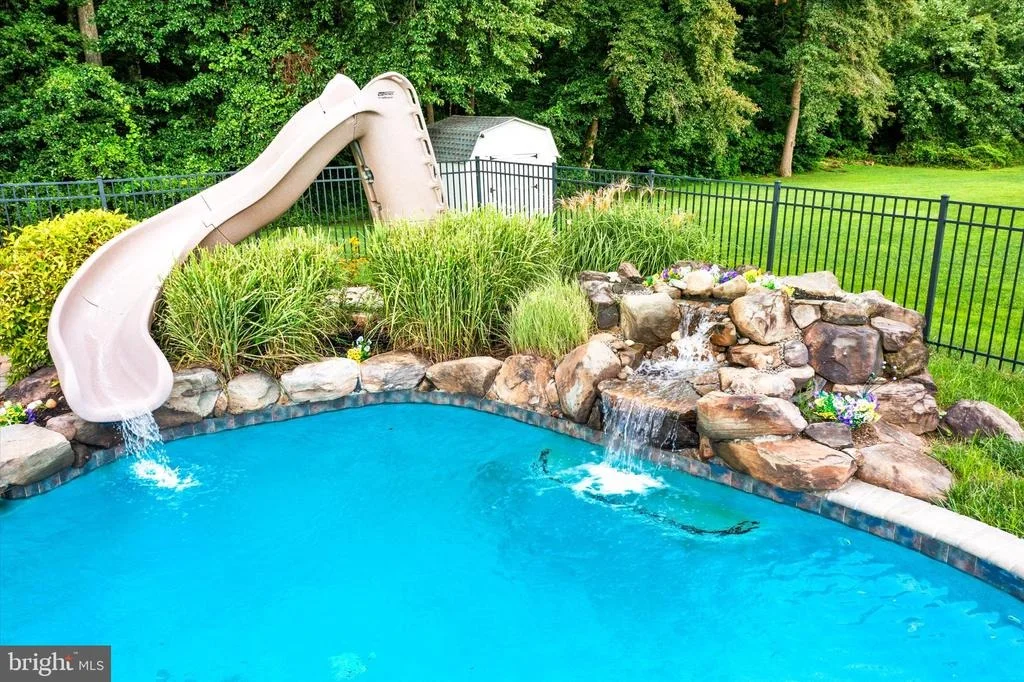 Photo of 10 TIMBER WOLF DRIVE