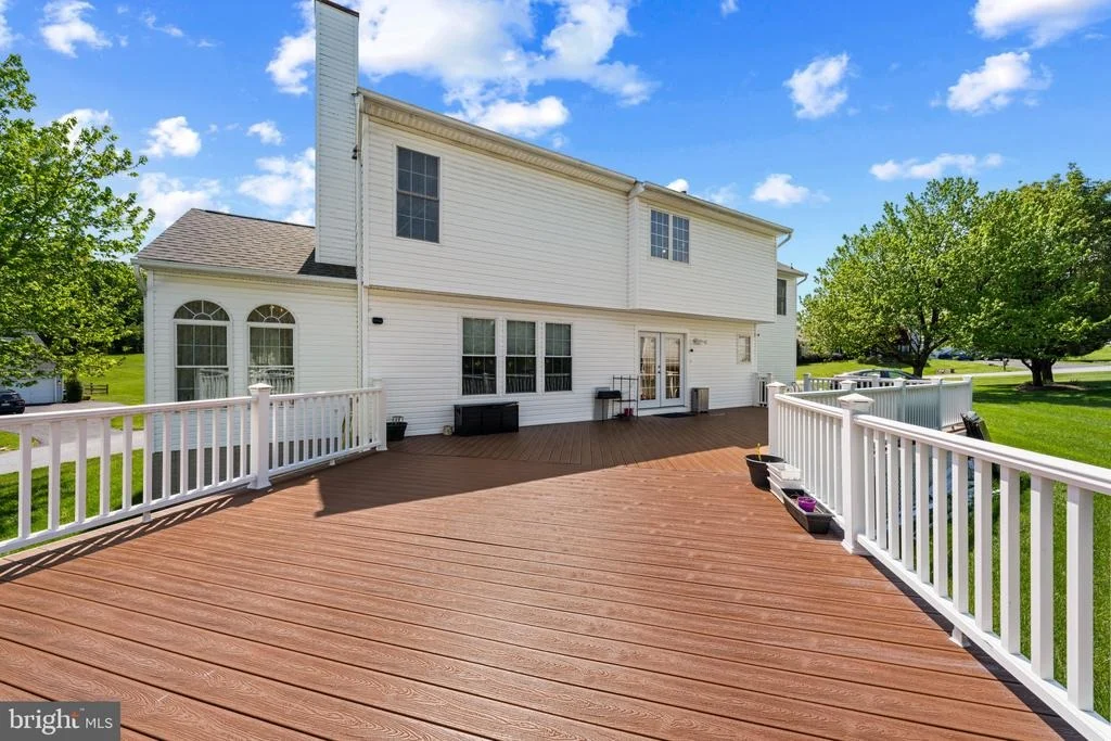Photo of 4132 LARSON LANE