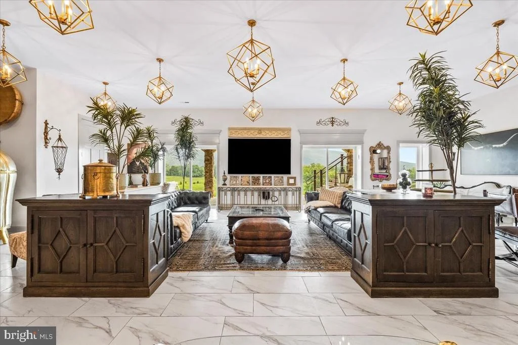 Photo of 10110 EASTERDAY COURT